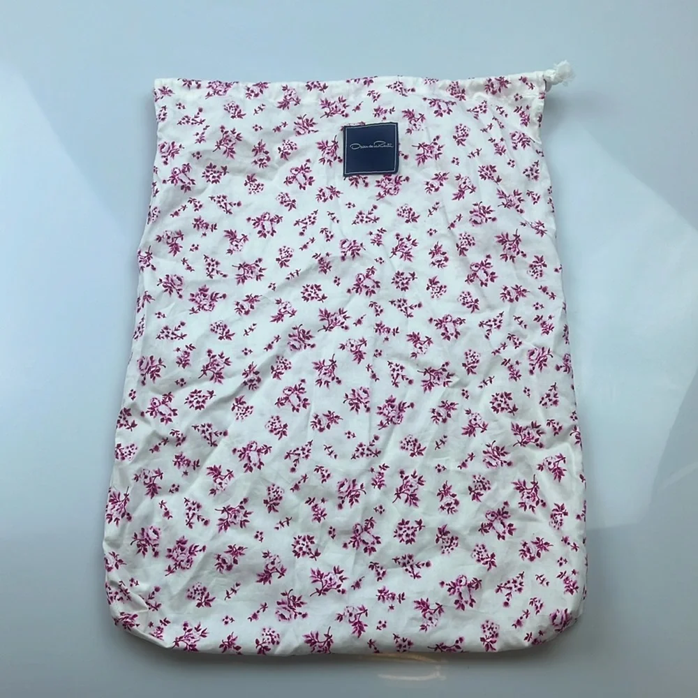Oscar dela Renta Dust Bag N183-20